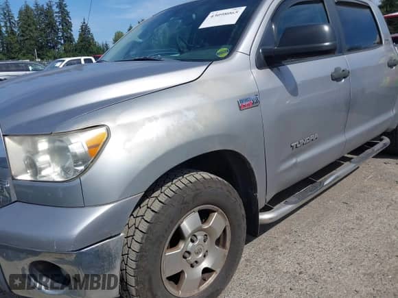 2008 Toyota Tundra with VIN 5TFDV54178X063635, listed as a IAAI auction lot 43098065 with 272,249 mi miles and . Bid and sale history available at DreamBid. Image 18.