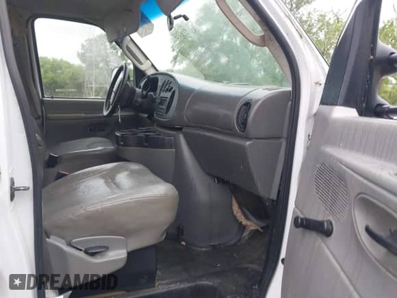 2008 Ford Econoline Cargo Commercial with VIN 1FTSS34L58DB04108, listed as a IAAI auction lot 42305987 with 64,717 mi miles and . Bid and sale history available at DreamBid. Image 5.