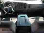 2001 Chevrolet Silverado 1500HD LS с VIN 1GCGK13U31F175371, выставлен на аукционе Copart как лот 55172325 с пробегом 214 805 миль миль и Списание • Salvage title. История ставок и продаж доступна на DreamBid. Изображение 8.