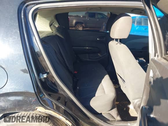2012 Chevrolet Sonic LT с VIN 1G1JC6SH2C4121314, выставлен на аукционе IAAI как лот 43470559 с пробегом 103 652 миль миль и . История ставок и продаж доступна на DreamBid. Изображение 8.