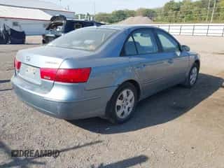 2010 Hyundai Sonata GLS z VIN 5NPET4AC2AH643855, wystawiony jako IAAI lot #43333652 z przebiegiem 180 715 mil mil oraz . Historia ofert i sprzedaży dostępna na DreamBid. Obrazek 4.