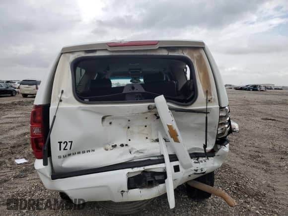 2013 Chevrolet Suburban с VIN 1GNWC5EG1DR170137, выставлен на аукционе Copart как лот 47268625 с пробегом 197 646 миль миль и На запчасти • Non repairable. История ставок и продаж доступна на DreamBid. Изображение 6.