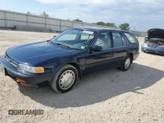 1992 Honda Accord с VIN 1HGCB9873NA009890, выставлен на аукционе Copart как лот 85316135 с пробегом 187 583 миль миль и Чистый • Clean title. История ставок и продаж доступна на DreamBid. Изображение 1.