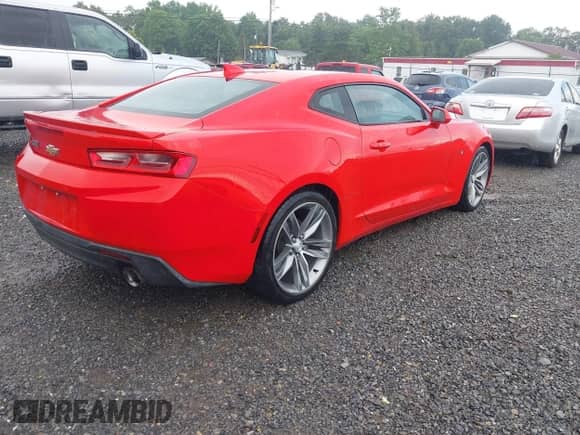 2017 Chevrolet Camaro 1LT с VIN 1G1FB1RS8H0116162, выставлен на аукционе IAAI как лот 42668334 с пробегом 80 733 миль миль и . История ставок и продаж доступна на DreamBid. Изображение 4.