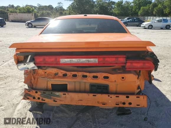 2014 Dodge Challenger R/T Plus with VIN 2C3CDYBT0EH158207, listed as a Copart auction lot 49738195 with 144,605 mi miles and Salvage title. Bid and sale history available at DreamBid. Image 6.