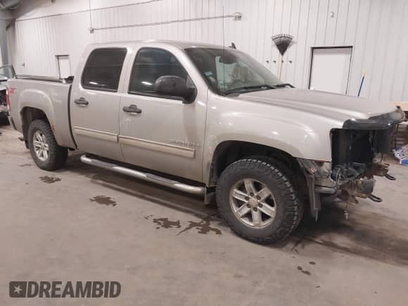 2008 GMC Sierra 1500 SLE1 with VIN 3GTEK13J38G212280, listed as a IAAI auction lot 41499750 with 196,175 mi miles and . Bid and sale history available at DreamBid. Image 1.