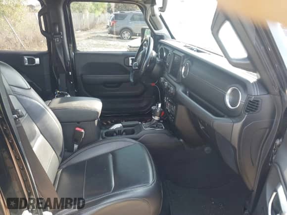 2021 Jeep Wrangler Unlimited Sahara с VIN 1C4HJXEG3MW536507, выставлен на аукционе IAAI как лот 41601893 с пробегом 51 214 миль миль и . История ставок и продаж доступна на DreamBid. Изображение 5.