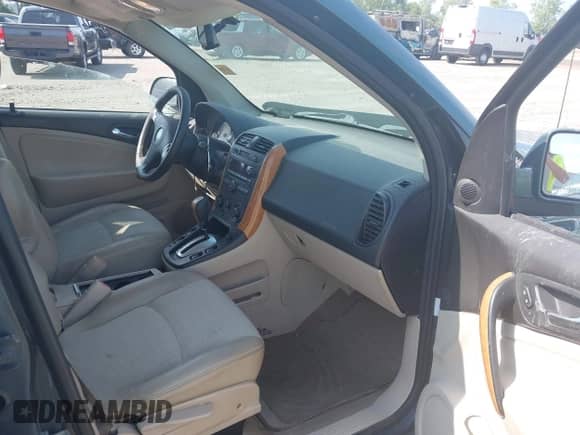 2006 Saturn VUE with VIN 5GZCZ534X6S898858, listed as a IAAI auction lot 42892562 with 169,994 mi miles and . Bid and sale history available at DreamBid. Image 5.