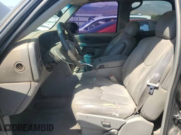2003 Chevrolet Tahoe LS with VIN 1GNEC13T83R120600, listed as a Copart auction lot 71364255 with 248,646 mi miles and Clean title. Bid and sale history available at DreamBid. Image 7.