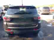 2018 Jeep Compass Trailhawk z VIN 3C4NJDDB8JT343455, wystawiony jako IAAI lot #42545545 z przebiegiem 90 515 mil mil oraz . Historia ofert i sprzedaży dostępna na DreamBid. Obrazek 17.