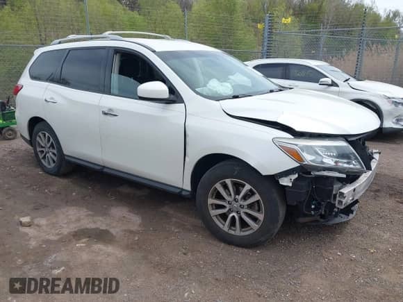 2016 Nissan Pathfinder Platinum with VIN 5N1AR2MMXGC645388, listed as a IAAI auction lot 42152155 with 107,433 mi miles and . Bid and sale history available at DreamBid. Image 1.
