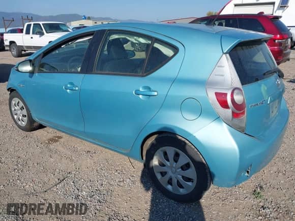 2013 Toyota Prius Three with VIN JTDKDTB3XD1038440, listed as a IAAI auction lot 43149785 with Not provided miles and . Bid and sale history available at DreamBid. Image 3.