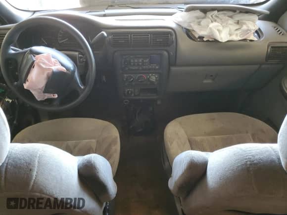 1999 Chevrolet Venture с VIN 1GNDX03E2XD313663, выставлен на аукционе Copart как лот 54689025 с пробегом 223 178 миль миль и Списание • Salvage title. История ставок и продаж доступна на DreamBid. Изображение 8.