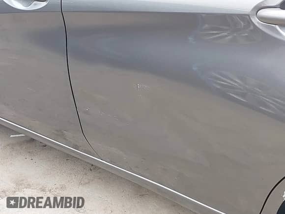 2016 Nissan Note S with VIN 3N1CE2CP6GL392629, listed as a IAAI auction lot 43326328 with 116,101 mi miles and . Bid and sale history available at DreamBid. Image 18.