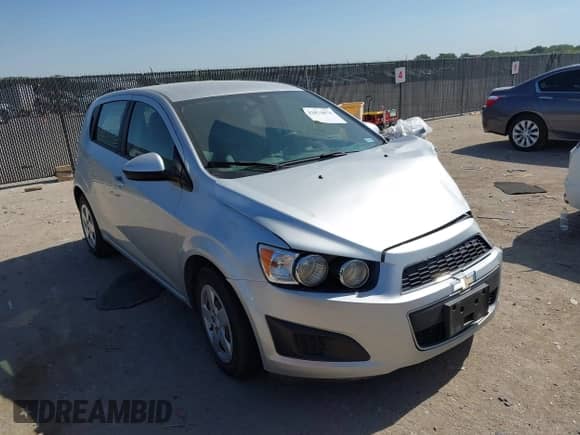 2015 Chevrolet Sonic LS с VIN 1G1JA6SH3F4217401, выставлен на аукционе IAAI как лот 42874074 с пробегом 93 823 миль миль и . История ставок и продаж доступна на DreamBid. Изображение 1.