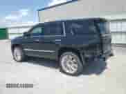 2020 Cadillac Escalade Platinum with VIN 1GYS4DKJ2LR171448, listed as a Copart auction lot 61902135 with 33,471 mi miles and Salvage title. Bid and sale history available at DreamBid. Image 2.