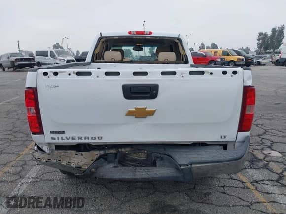 2012 Chevrolet Silverado 1500 LT z VIN 1GCRCSE01CZ225711, wystawiony jako IAAI lot #42954527 z przebiegiem 222 264 mil mil oraz . Historia ofert i sprzedaży dostępna na DreamBid. Obrazek 16.