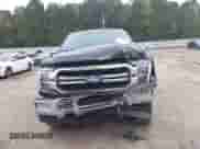 2024 Ford F-150 Lariat z VIN 1FTFW5L52RFA75628, wystawiony jako IAAI lot #43393183 z przebiegiem 15 578 mil mil oraz . Historia ofert i sprzedaży dostępna na DreamBid. Obrazek 12.