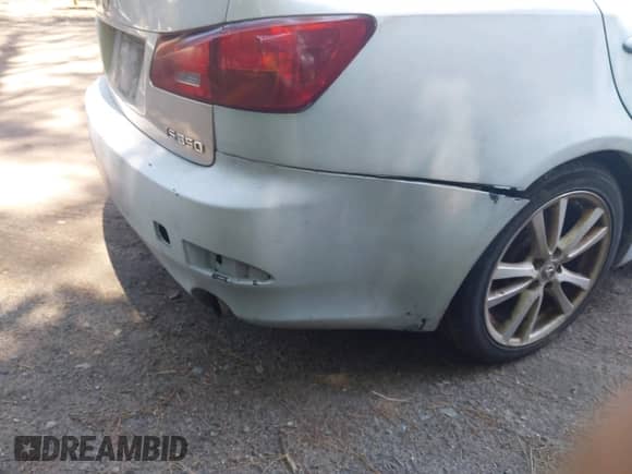 2006 Lexus IS 350 z VIN JTHBE262X65009443, wystawiony jako IAAI lot #42662476 z przebiegiem Nie podano mil oraz . Historia ofert i sprzedaży dostępna na DreamBid. Obrazek 17.