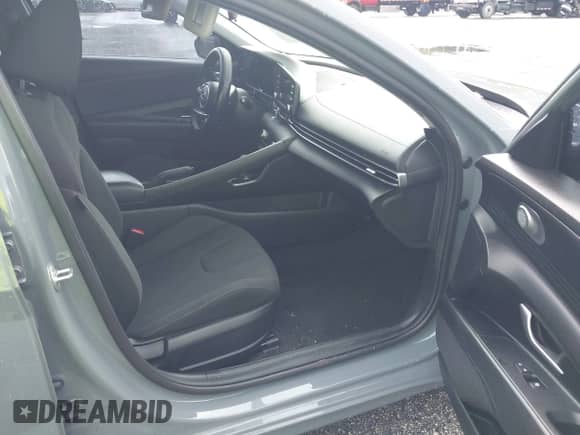 2023 Hyundai Elantra SEL с VIN KMHLM4AG2PU384866, выставлен на аукционе IAAI как лот 43214243 с пробегом 73 294 миль миль и . История ставок и продаж доступна на DreamBid. Изображение 5.