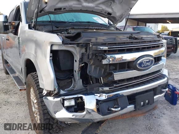 2020 Ford F-250 XL с VIN 1FT7W2BN0LED18824, выставлен на аукционе IAAI как лот 42998787 с пробегом 81 684 миль миль и . История ставок и продаж доступна на DreamBid. Изображение 6.