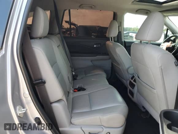 2021 Honda Pilot Special Edition z VIN 5FNYF5H24MB018660, wystawiony jako Copart lot #90449565 z przebiegiem Nie podano mil oraz Szkoda całkowita • Salvage title. Historia ofert i sprzedaży dostępna na DreamBid. Obrazek 11.