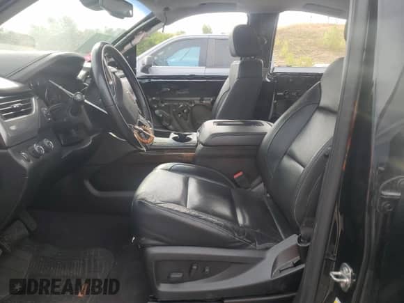 2020 Chevrolet Suburban LT z VIN 1GNSKHKC9LR242110, wystawiony jako Copart lot #67050465 z przebiegiem 160 635 mil mil oraz Szkoda całkowita • Salvage title. Historia ofert i sprzedaży dostępna na DreamBid. Obrazek 7.