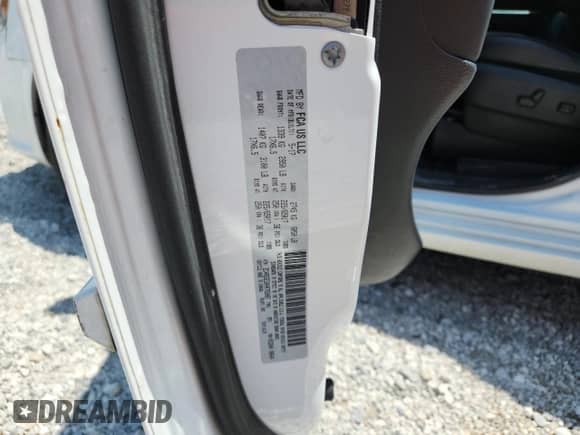 2017 Dodge Grand Caravan GT with VIN 2C4RDGEG0HR783087, listed as a Copart auction lot 60296125 with 139,835 mi miles and Salvage title. Bid and sale history available at DreamBid. Image 13.