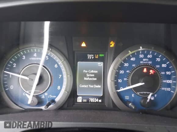 2018 Toyota Sienna XLE Auto Access Seat with VIN 5TDYZ3DC1JS958383, listed as a IAAI auction lot 42929562 with 78,934 mi miles and . Bid and sale history available at DreamBid. Image 7.