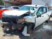 2021 Chevrolet Silverado 1500 Work Truck z VIN 3GCUYAEF0MG104602, wystawiony jako IAAI lot #41762078 z przebiegiem 115 049 mil mil oraz . Historia ofert i sprzedaży dostępna na DreamBid. Obrazek 17.