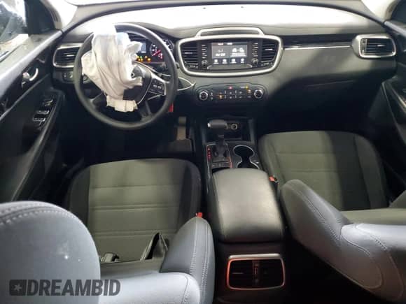 2020 Kia Sorento LX with VIN 5XYPGDA34LG683877, listed as a Copart auction lot 69317995 with 72,233 mi miles and Salvage title. Bid and sale history available at DreamBid. Image 8.