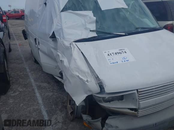 2001 Chevrolet Astro Cargo with VIN 1GCDM19W01B110362, listed as a IAAI auction lot 41749674 with 219,078 mi miles and . Bid and sale history available at DreamBid. Image 6.