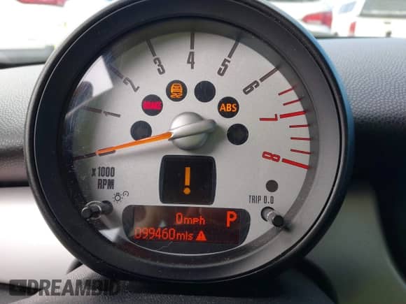 2012 MINI Hardtop с VIN WMWSU3C57CT255749, выставлен на аукционе IAAI как лот 43342110 с пробегом 99 460 миль миль и . История ставок и продаж доступна на DreamBid. Изображение 7.