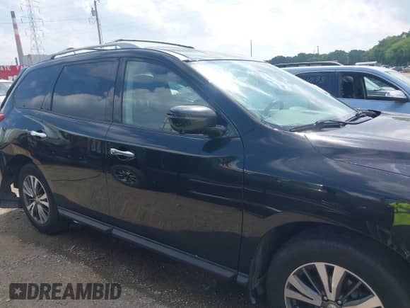 2017 Nissan Pathfinder S with VIN 5N1DR2MN9HC620750, listed as a IAAI auction lot 42734810 with 174,478 mi miles and . Bid and sale history available at DreamBid. Image 13.