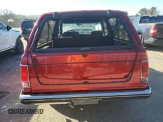 1990 Chevrolet Blazer с VIN 1GNCS18Z2L8113073, выставлен на аукционе Copart как лот 87676865 с пробегом 22 827 миль миль и Списание • Salvage title. История ставок и продаж доступна на DreamBid. Изображение 6.