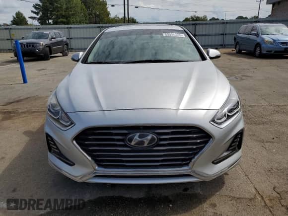 2018 Hyundai Sonata SEL z VIN 5NPE34AF0JH591006, wystawiony jako Copart lot #83996265 z przebiegiem 105 966 mil mil oraz Szkoda całkowita • Salvage title. Historia ofert i sprzedaży dostępna na DreamBid. Obrazek 5.