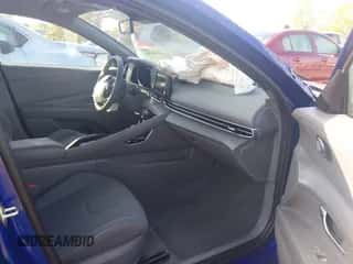 2022 Hyundai Elantra SEL with VIN KMHLM4AG7NU351858, listed as a IAAI auction lot 43300626 with 21,790 mi miles and . Bid and sale history available at DreamBid. Image 5.