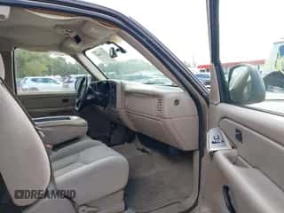 2004 Chevrolet Silverado 1500 Z71 z VIN 2GCEK19T941237177, wystawiony jako IAAI lot #43135489 z przebiegiem 168 824 mil mil oraz . Historia ofert i sprzedaży dostępna na DreamBid. Obrazek 5.