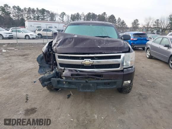 2009 Chevrolet Silverado 1500 LTZ z VIN 1GCEK39J09Z200009, wystawiony jako IAAI lot #41414164 z przebiegiem 192 030 mil mil oraz . Historia ofert i sprzedaży dostępna na DreamBid. Obrazek 12.