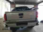 2017 Chevrolet Silverado 1500 LT с VIN 1GCVKREC1HZ327358, выставлен на аукционе Copart как лот 81312825 с пробегом Не указан миль и Списание • Salvage title. История ставок и продаж доступна на DreamBid. Изображение 6.