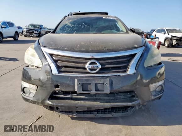 2015 Nissan Altima SV z VIN 1N4AL3AP6FC477845, wystawiony jako Copart lot #66352985 z przebiegiem 128 769 mil mil oraz Nie do naprawy • Non repairable. Historia ofert i sprzedaży dostępna na DreamBid. Obrazek 5.