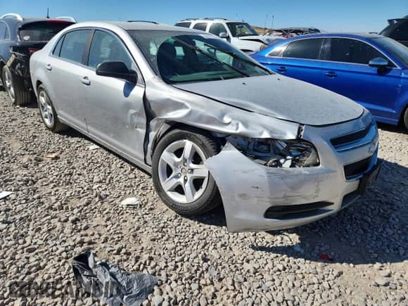 2010 Chevrolet Malibu 1FL с VIN 1G1ZA5E01AF247688, выставлен на аукционе Copart как лот 80675335 с пробегом 161 076 миль миль и Списание • Salvage title. История ставок и продаж доступна на DreamBid. Изображение 4.