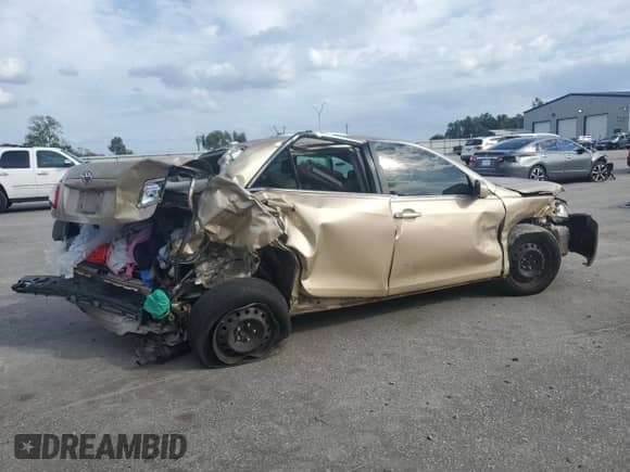 2010 Toyota Camry with VIN 4T1BF3EK0AU079422, listed as a Copart auction lot 85093665 with 241,415 mi miles and Salvage title. Bid and sale history available at DreamBid. Image 3.