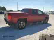 2018 Chevrolet Silverado 1500 LT z VIN 3GCUKREC9JG599450, wystawiony jako Copart lot #82511955 z przebiegiem 139 641 mil mil oraz Szkoda całkowita • Salvage title. Historia ofert i sprzedaży dostępna na DreamBid. Obrazek 3.