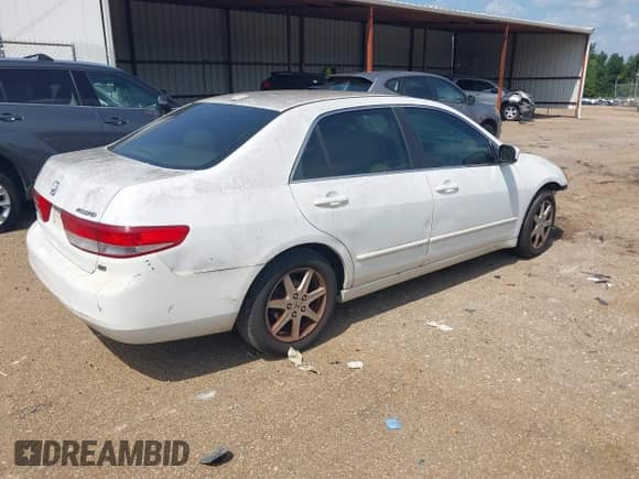 2004 Honda Accord EX with VIN 1HGCM66894A079171, listed as a IAAI auction lot 42848782 with 279,934 mi miles and . Bid and sale history available at DreamBid. Image 4.