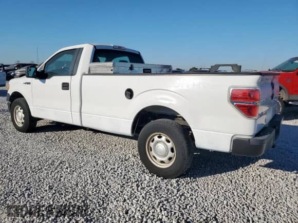 2011 Ford F-150 XL with VIN 1FTMF1CM1BKD38762, listed as a Copart auction lot 80412245 with 225,468 mi miles and Clean title. Bid and sale history available at DreamBid. Image 2.