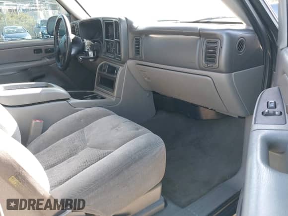 2005 Chevrolet Avalanche Z71 with VIN 3GNEK12Z65G207469, listed as a IAAI auction lot 41210152 with 297,282 mi miles and . Bid and sale history available at DreamBid. Image 5.