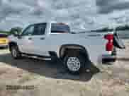 2021 Chevrolet Silverado 2500HD Work Truck z VIN 1GC5YLE77MF311269, wystawiony jako Copart lot #69608415 z przebiegiem 129 960 mil mil oraz Szkoda całkowita • Salvage title. Historia ofert i sprzedaży dostępna na DreamBid. Obrazek 2.