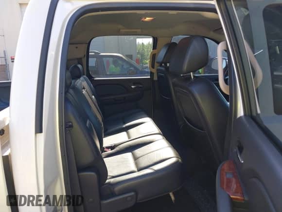 2009 GMC Sierra 1500 SLT with VIN 3GTEK33369G168869, listed as a IAAI auction lot 42113265 with 194,518 mi miles and . Bid and sale history available at DreamBid. Image 8.