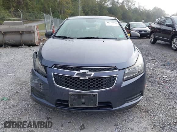 2014 Chevrolet Cruze LS с VIN 1G1PA5SH5E7286902, выставлен на аукционе IAAI как лот 43338170 с пробегом 141 429 миль миль и . История ставок и продаж доступна на DreamBid. Изображение 13.